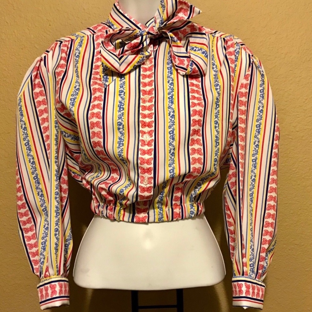 🛑SOLD🛑SOLD🛑 Pussy-Bow Bomber Crop Top Blouse L